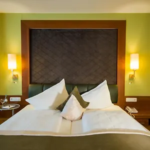 4* Hotell Koenig